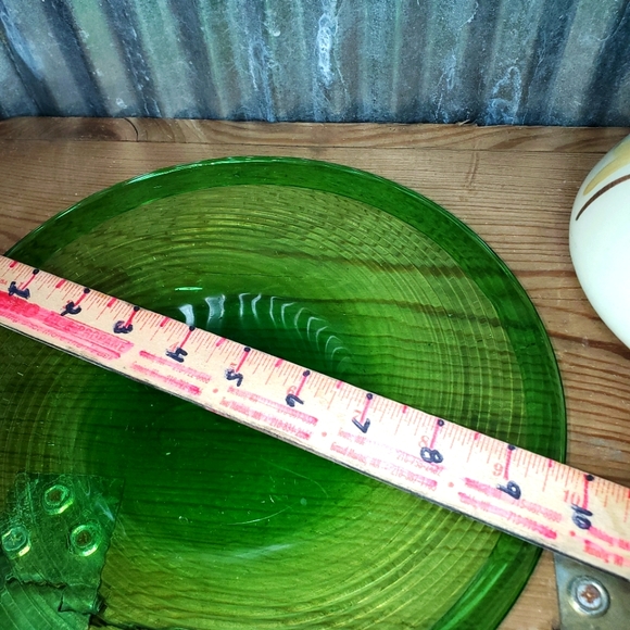 Vintage Stylized Ceramic Pitcher & Optic Green Art Glass Platter - Picture 11 of 11